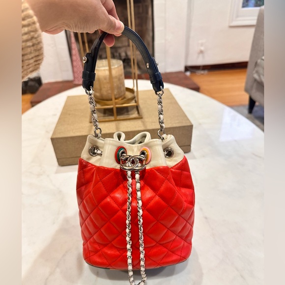 SALE!!!! CHANEL Lambskin Quilted Cuba Drawstring Tote Red White Blue - Picture 3 of 12